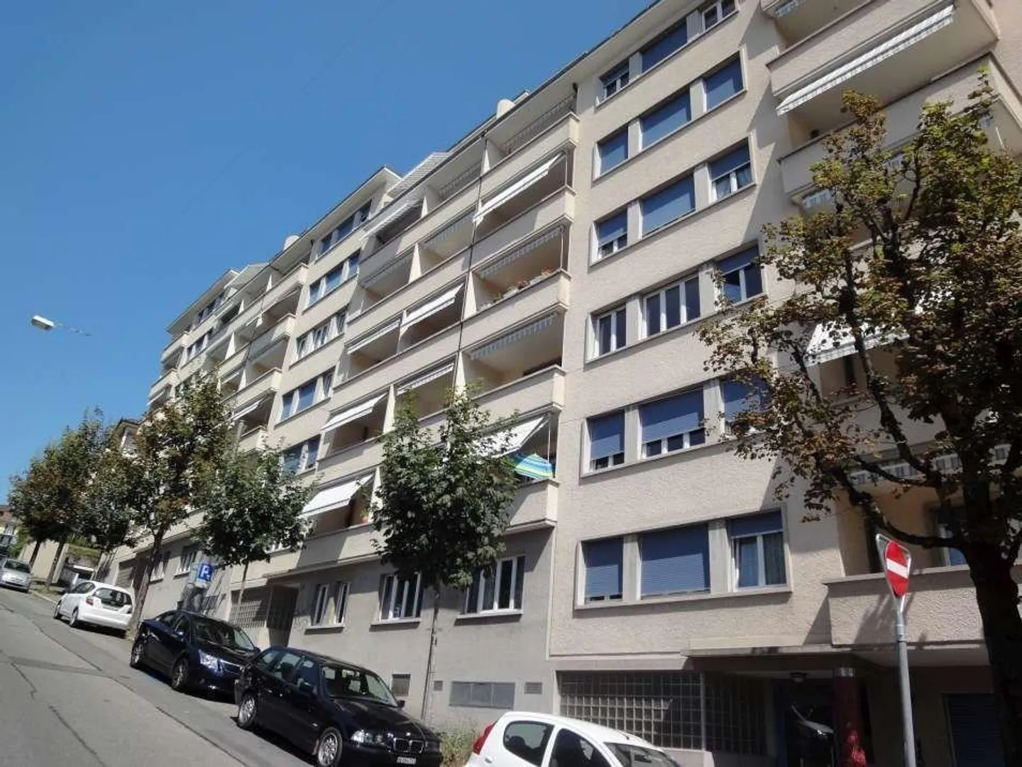 Bel appartamento di 2,5 stanze nel centro città - Foto 2 di 9