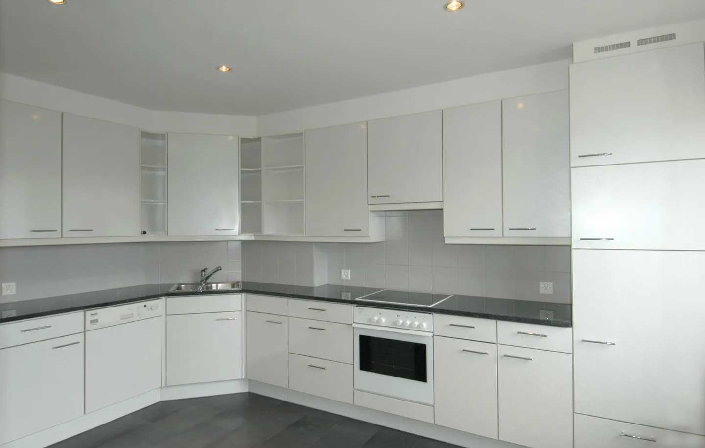 Appartement élégant dans le quartier de Neubad à la recherche d'un locataire calme - Photo 4 sur 7