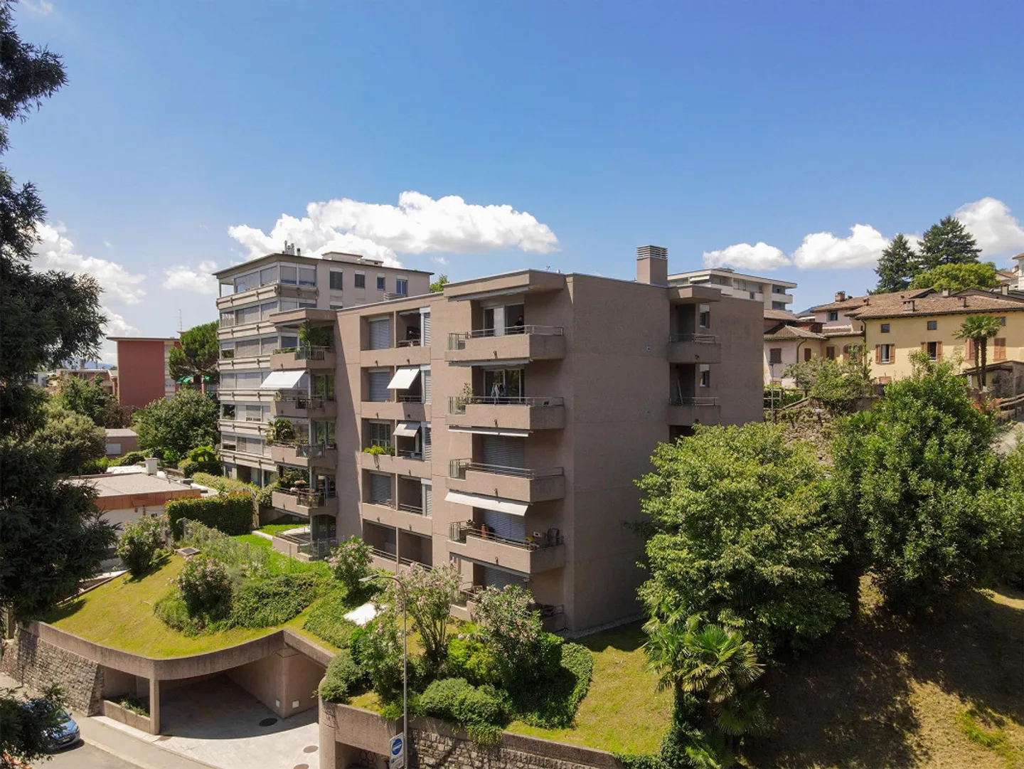 Affittasi posteggio in autorimessa zona Ospedale Regionale di Lugano - Foto 1 di 1