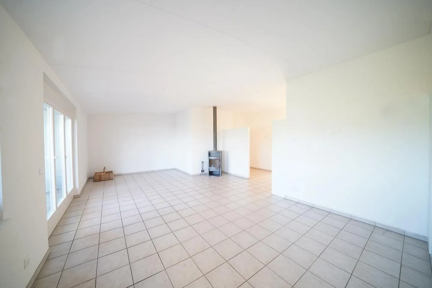 Appartamento attico soleggiato di 3,5 locali con 2 terrazze e ascensore - Foto 6 di 13