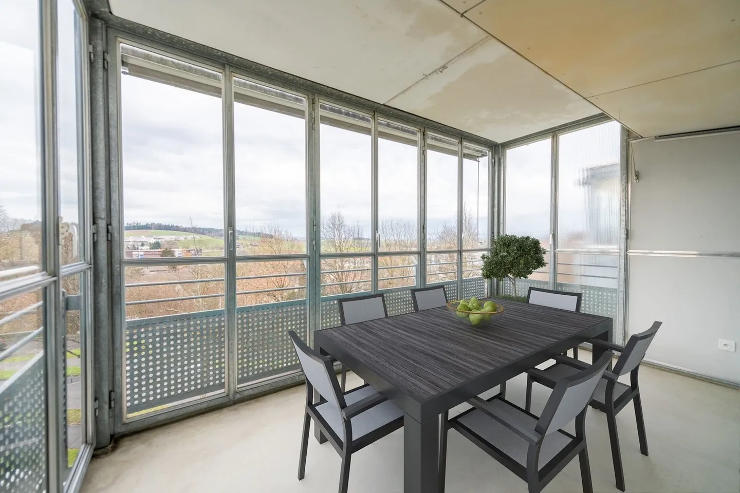 Geräumige 4.5-Zimmerwohnung mit gemütlicher Veranda - Foto 11 von 13