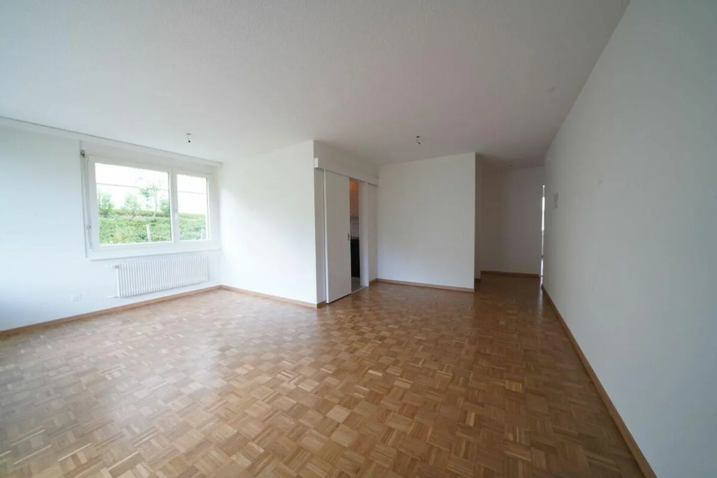 Charmante 4.5-Zimmerwohnung im Grünen - Foto 3 di 10