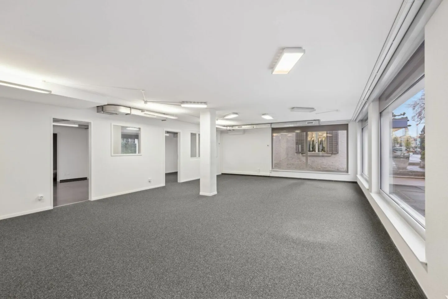 Il tuo nuovo locale commerciale in una posizione centrale privilegiata - Foto 3 di 9