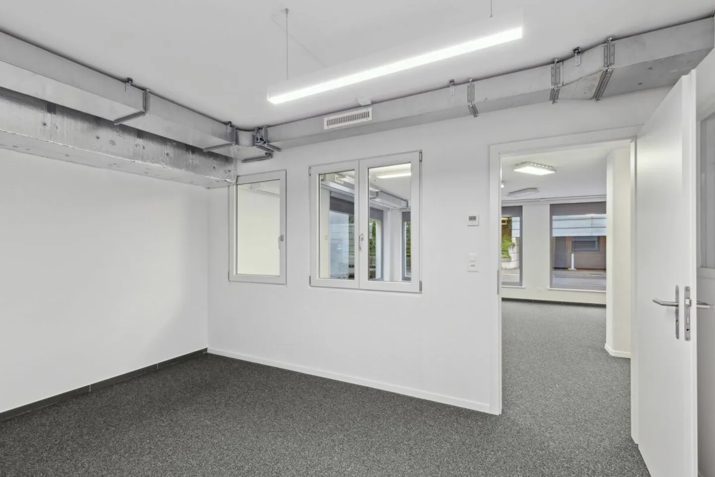 Il tuo nuovo locale commerciale in una posizione centrale privilegiata - Foto 6 di 9