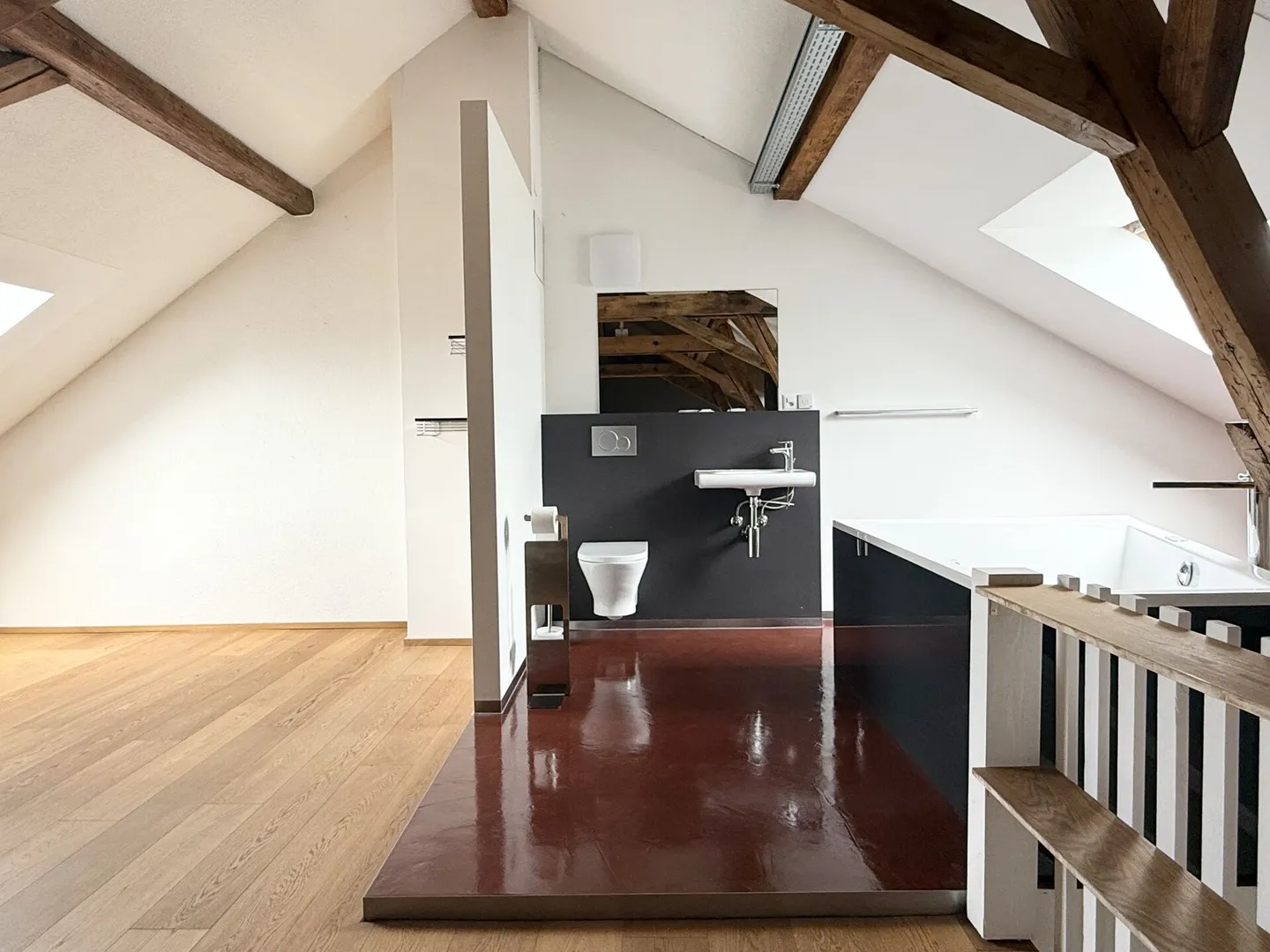 Ampio appartamento duplex/maisonette nel quartiere di St. Johann! - Foto 4 di 12