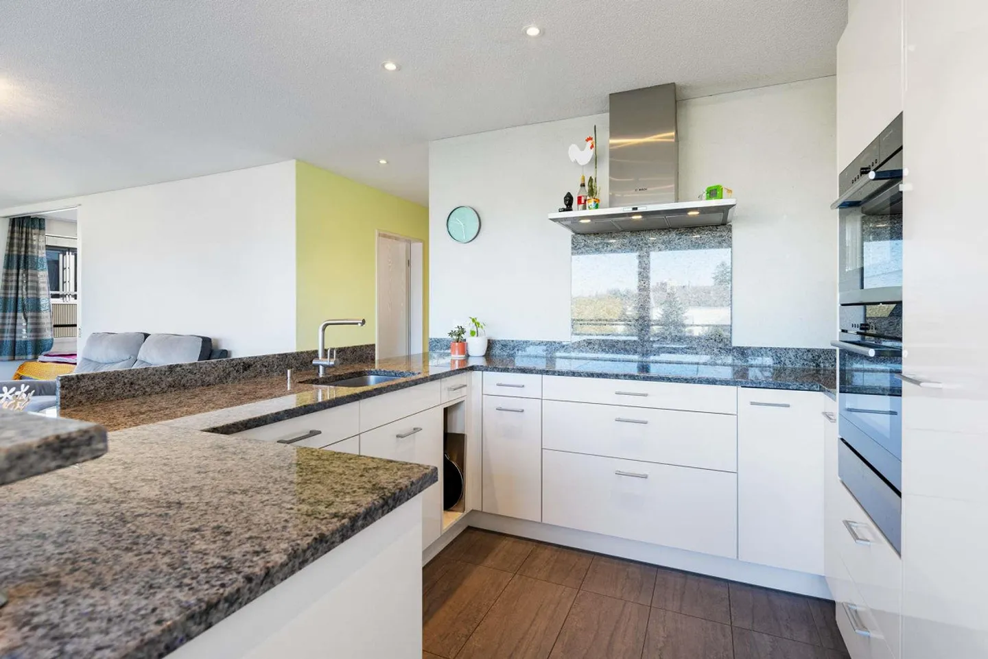 Piacere di vivere puro a Zurigo: Moderno appartamento di 4,5 locali al 3° piano - Foto 6 di 11