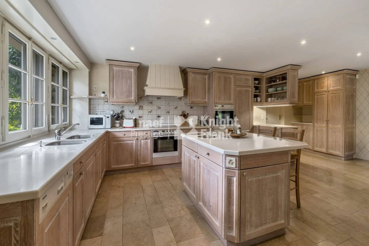 Casa padronale eccezionale con piscina - Foto 7 di 8