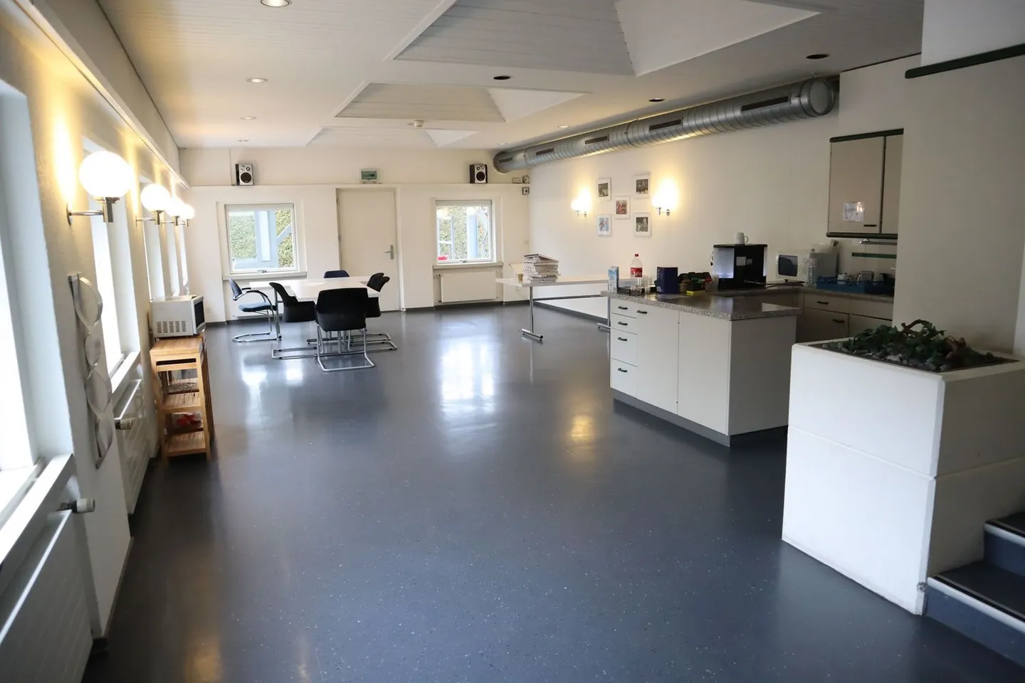 Ufficio spazioso e moderno in affitto - Foto 6 di 7