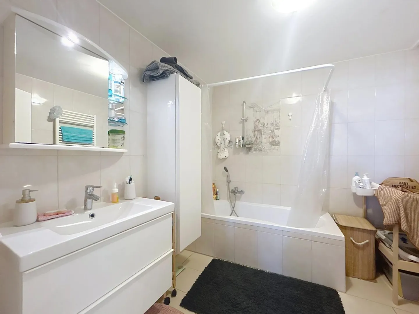 4.5-room apartment located in the center of the village - Photo 6 of 9