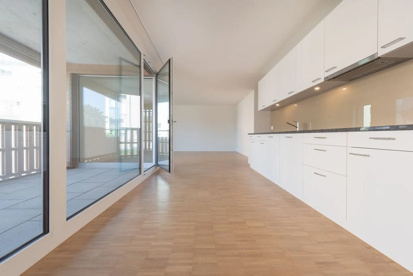 Wunderschöne Wohnung im Erdgeschoss - Foto 2 von 8