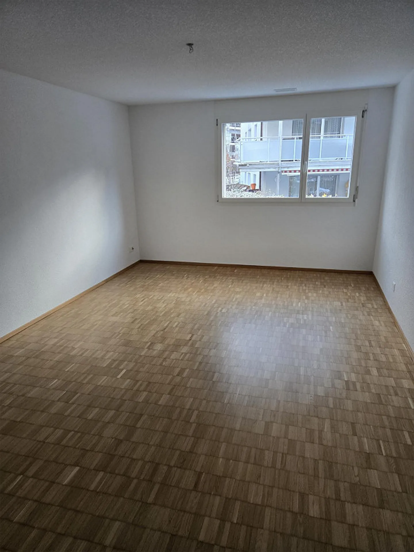 Appartement moderne 3.5 pièces dans la Bündner Herrschaft - Photo 9 sur 11