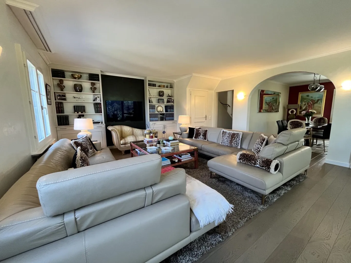 Superb Detached Villa on a Rare 3000 m² Plot ? Grand-Saconnex. - Photo 3 of 7