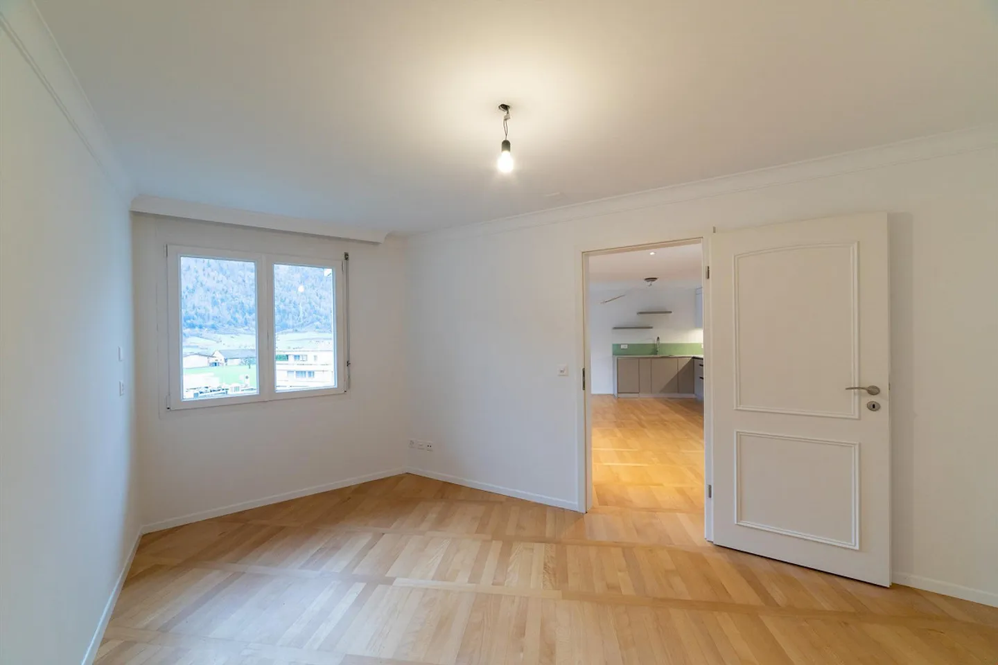 Neuwertige, charmante 3 1/2 - Zimmer-Wohnung mit Piff in Oberarth - Foto 11 von 13