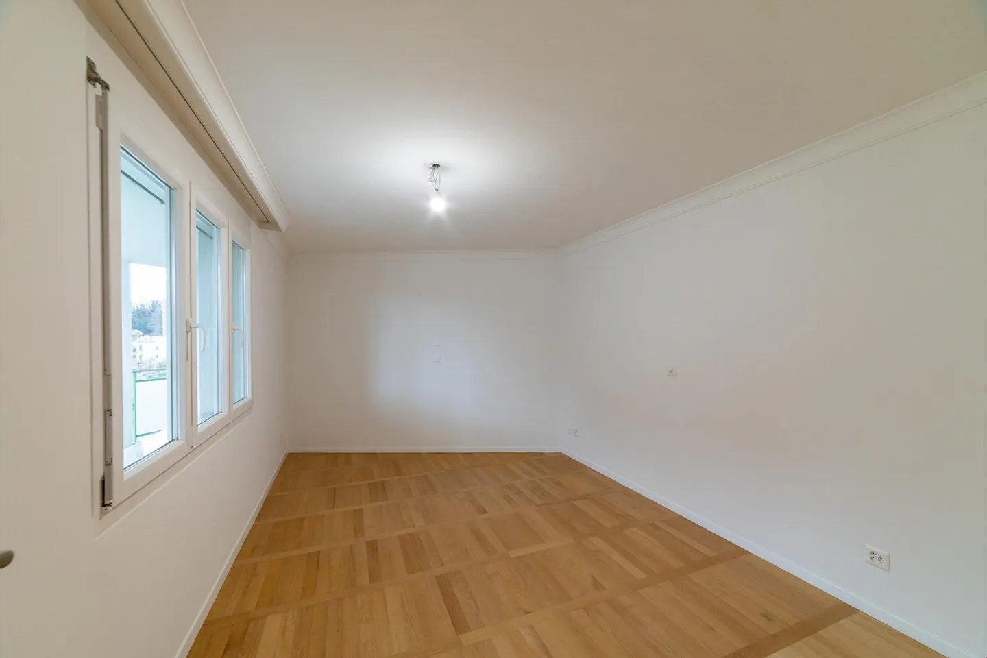 Neuwertige, charmante 3 1/2 - Zimmer-Wohnung mit Piff in Oberarth - Foto 12 von 13