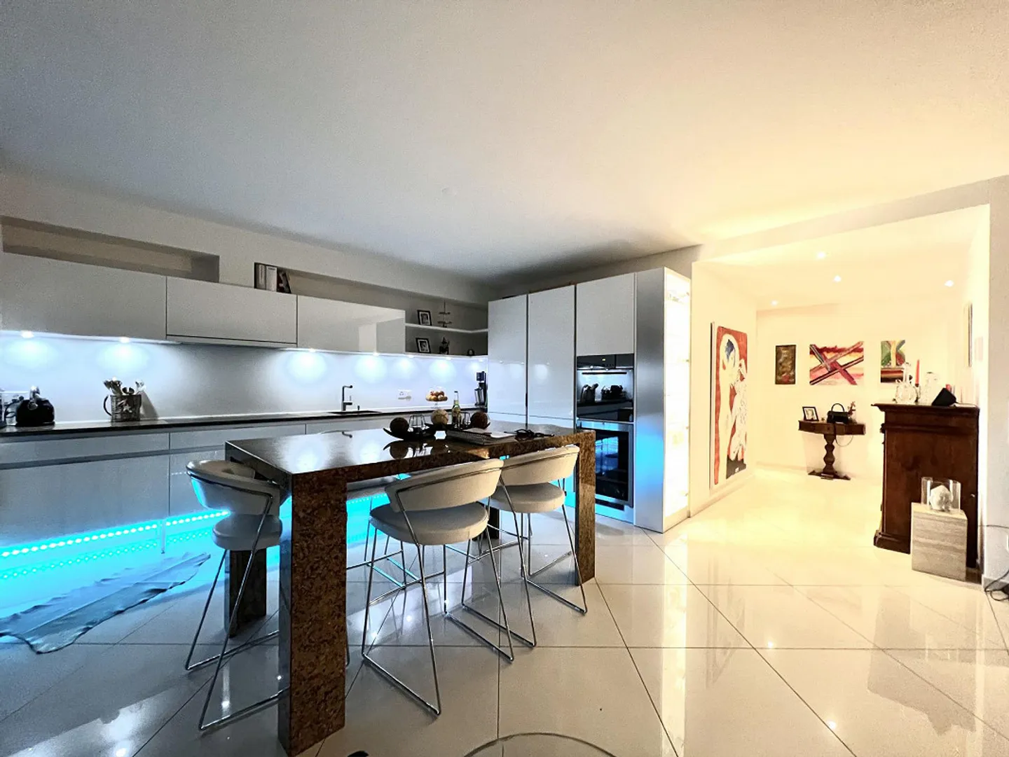 APPARTAMENTO FAMIGLIARE CON GIARDINO PRIVATO - Foto 5 di 10