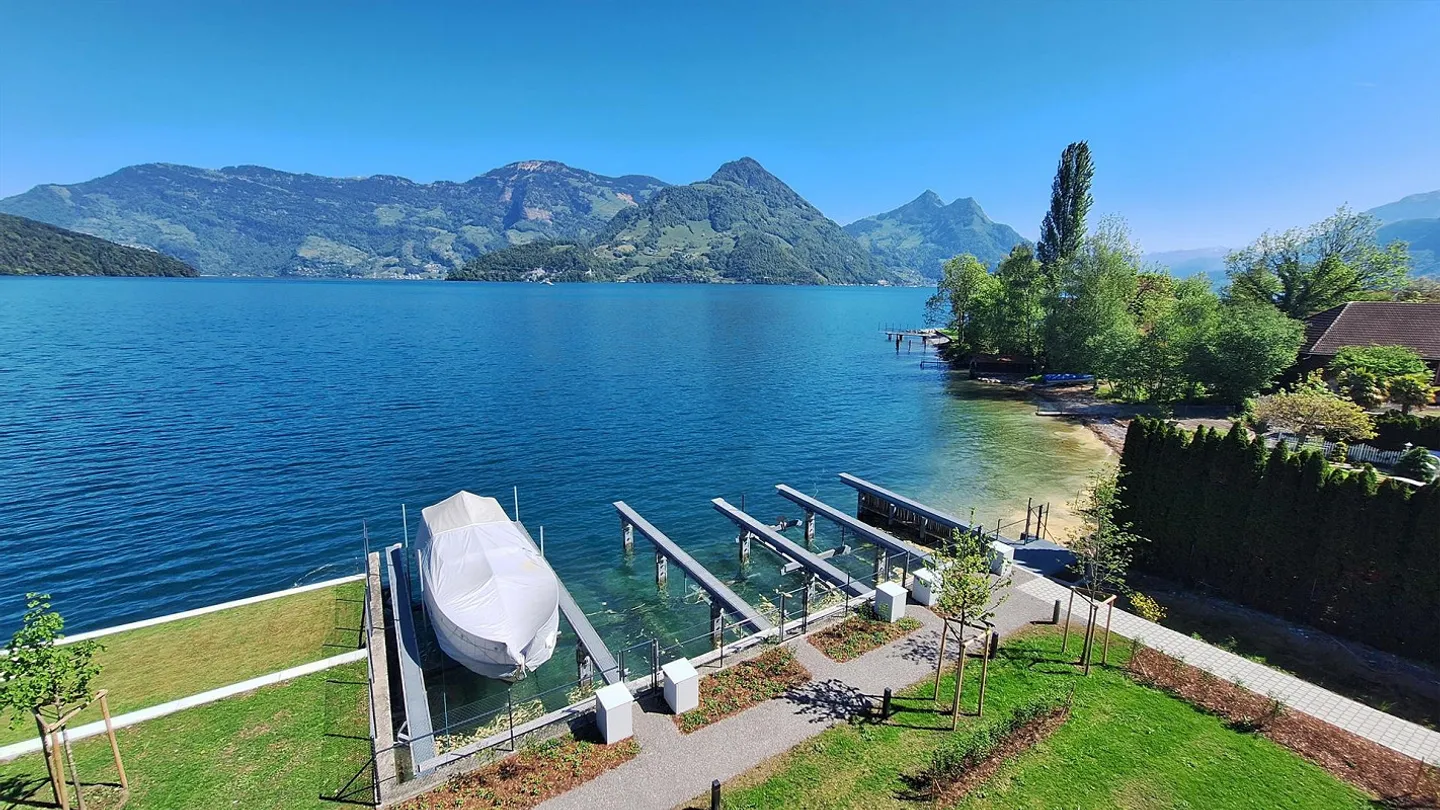 Exclusive lake view: 3.5-room new apartment in Beckenried - Photo 9 of 10