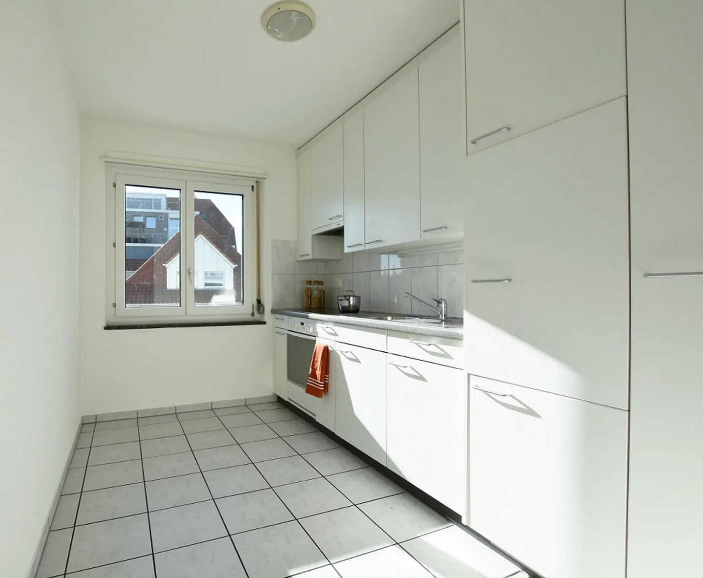 Zentrale 3-Zimmerwohnung in Nidau - Foto 6 von 7