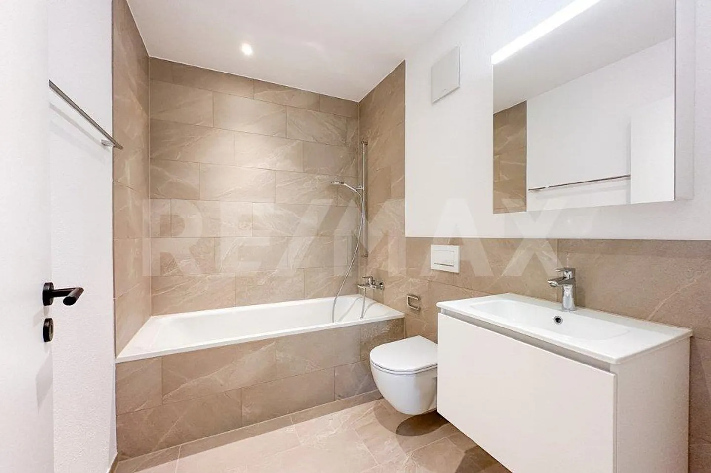 Appartamento giardino 3½ locali in posizione soleggiata - Foto 10 di 13