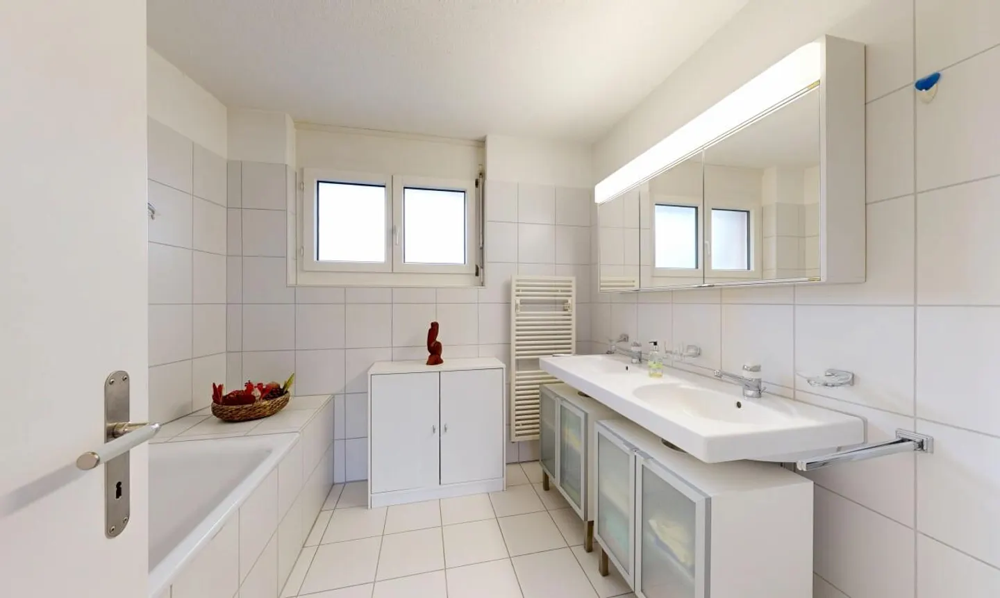 Ampio attico duplex con accesso diretto all'ascensore a Wetzikon - Foto 8 di 11