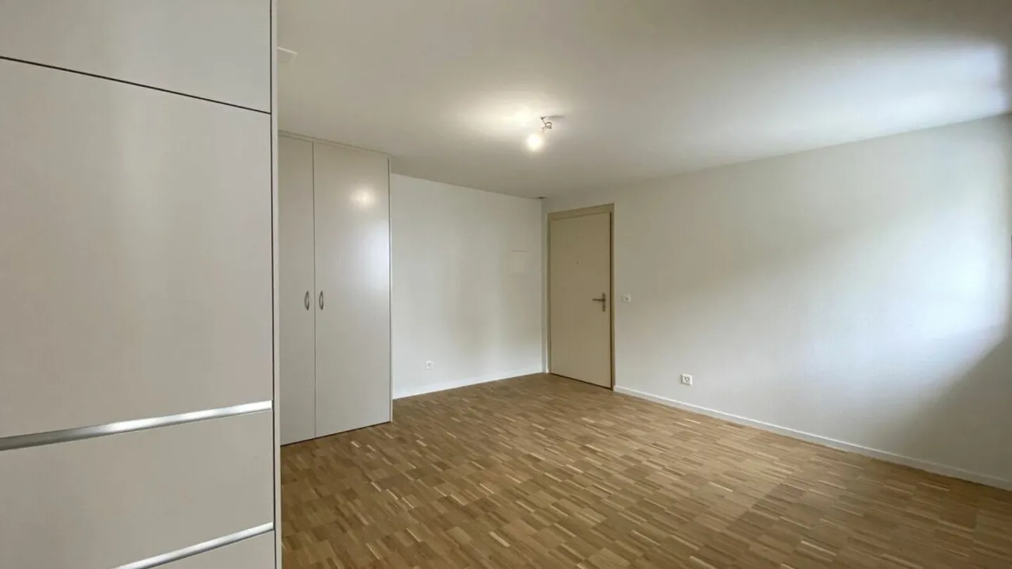 Joli studio avec terrasse et vue sur le lac - Photo 7 sur 10