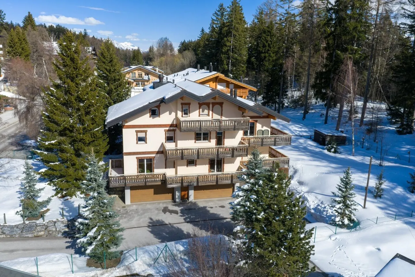 Duplex 5,5 Zimmer im Dachgeschoss - Foto 3 von 13