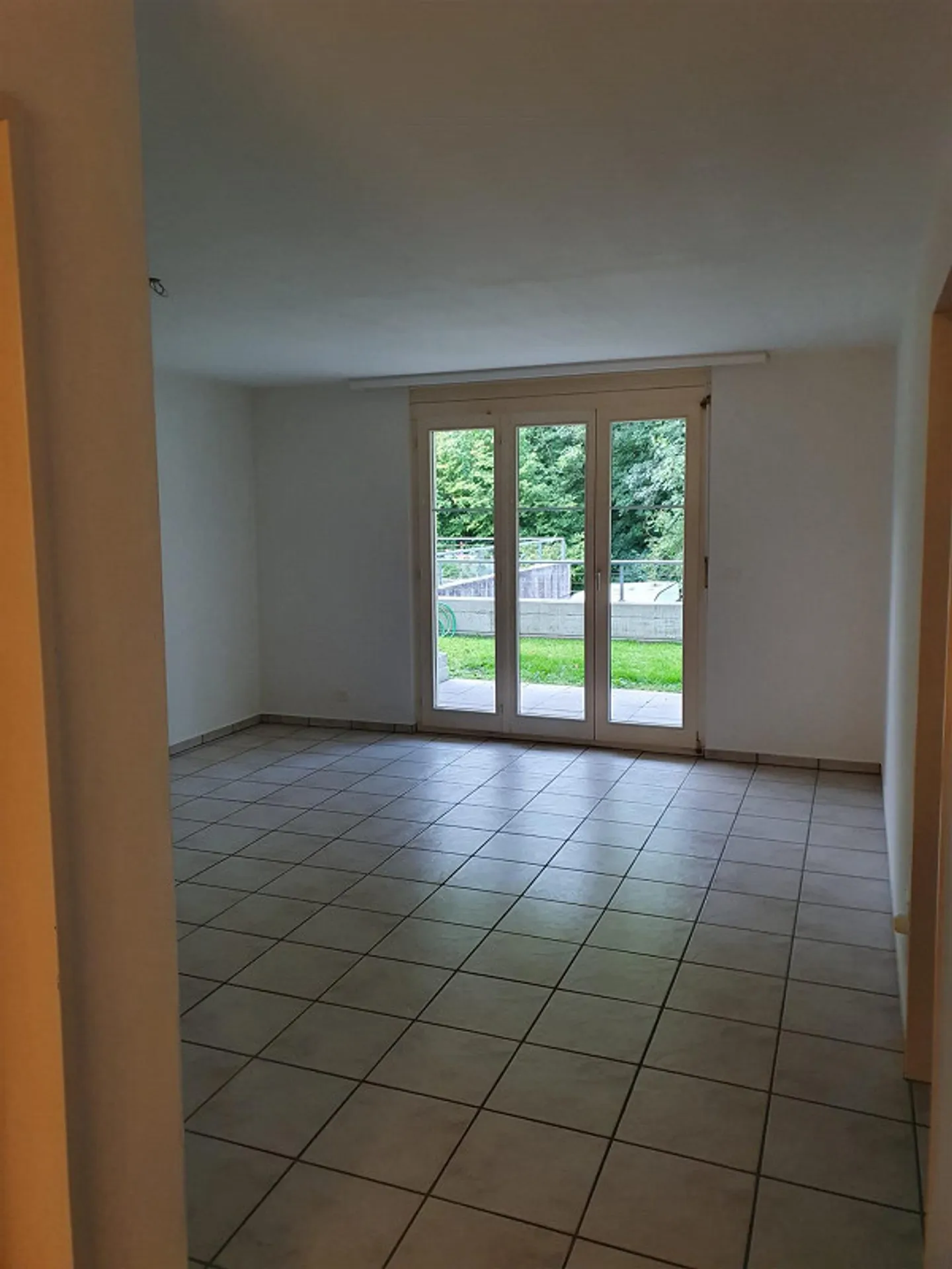 Charmante Wohnung mit Terrasse - Foto 4 von 6