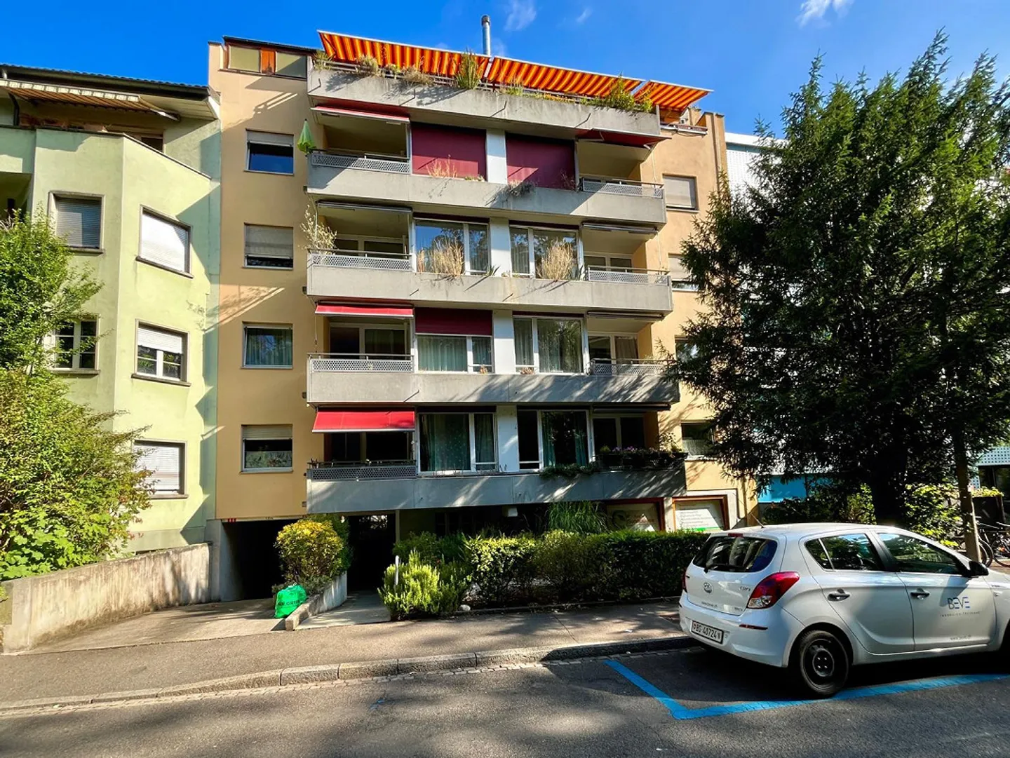 Geräumige 4.5-Zimmerwohnung - Foto 1 von 9