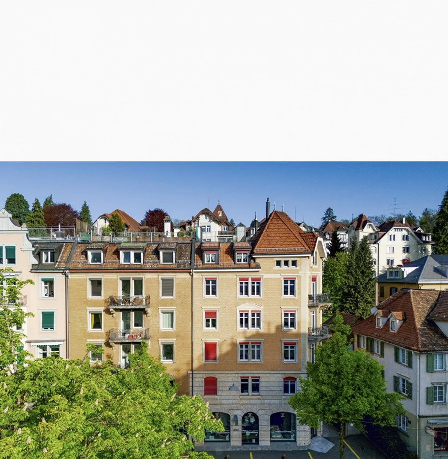 Ruhige Wohnung mit Glasbalkon - Foto 1 von 11
