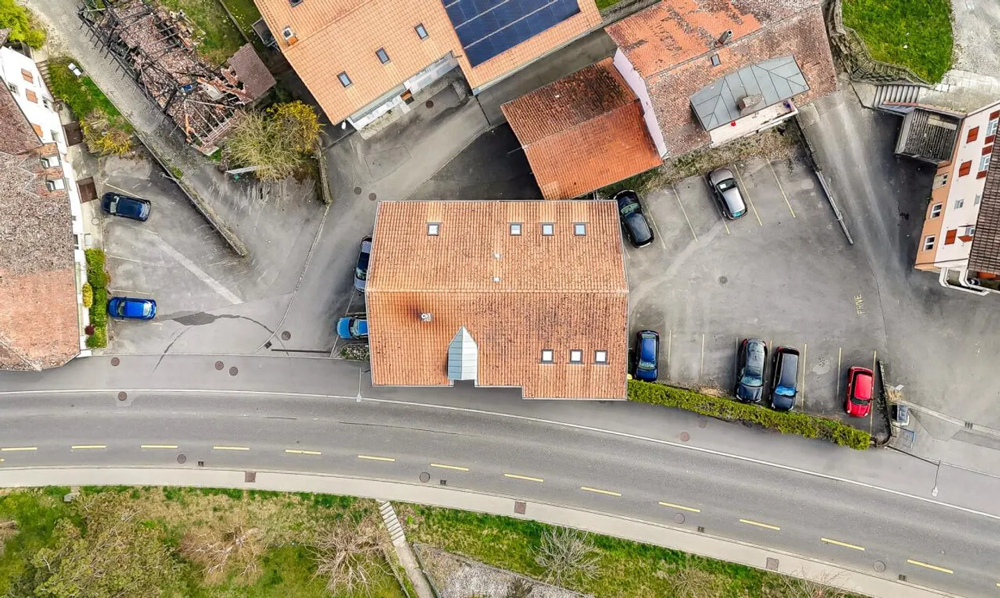 Investment Opportunity - Mixed-Use Building in Payerne - Photo 8 of 13