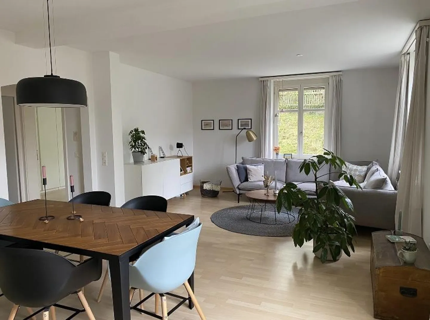Ruhige Wohnung mit Glasbalkon - Foto 6 von 11