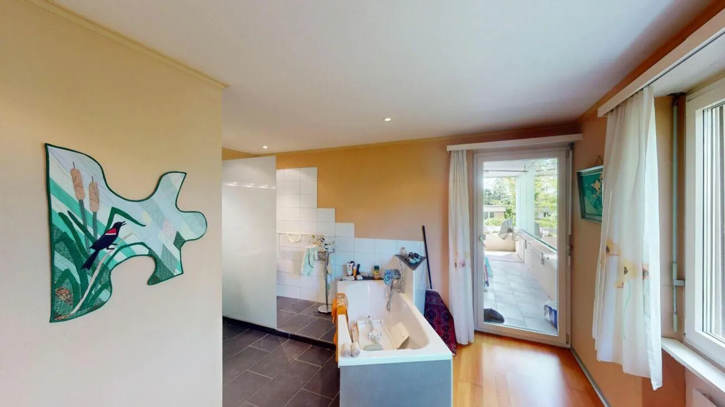 4½ Room Apartment in a Quiet and Sunny Location in Bolligen - Photo 14 of 15