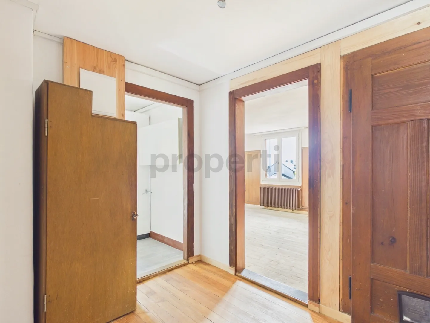 Renovated Apartment with Garden - Photo 6 of 13