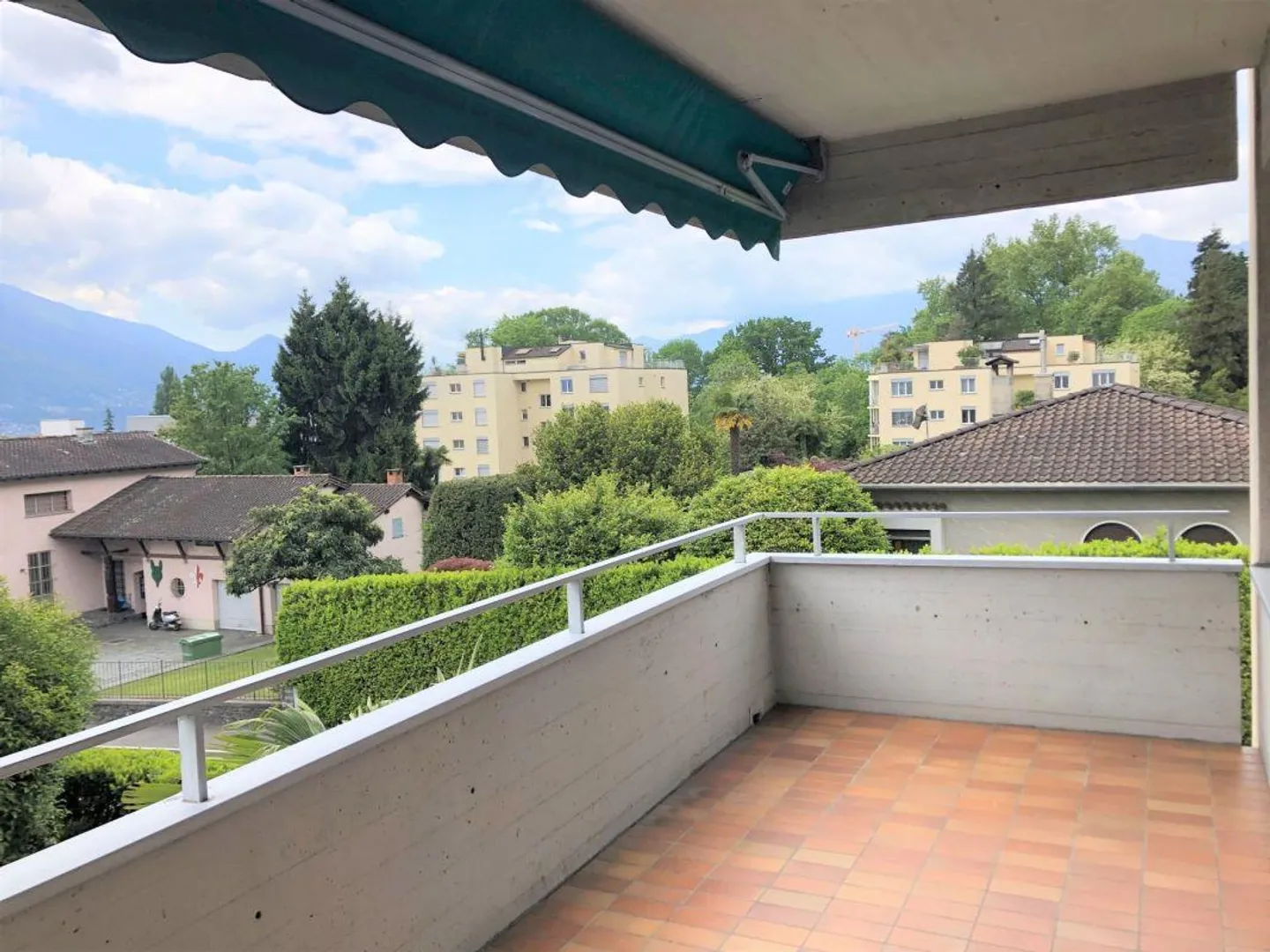 MINUSIO - We rent a 4.5 room apartment - Photo 3 of 13