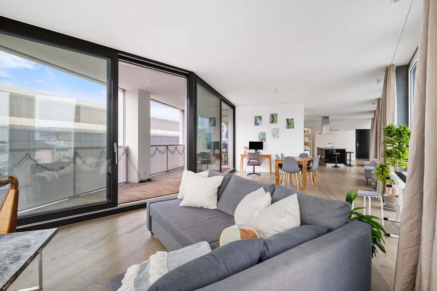 Urban Living Deluxe - Appartamento 3.5 stanze vicino a Sihlcity Zurigo - Foto 5 di 13