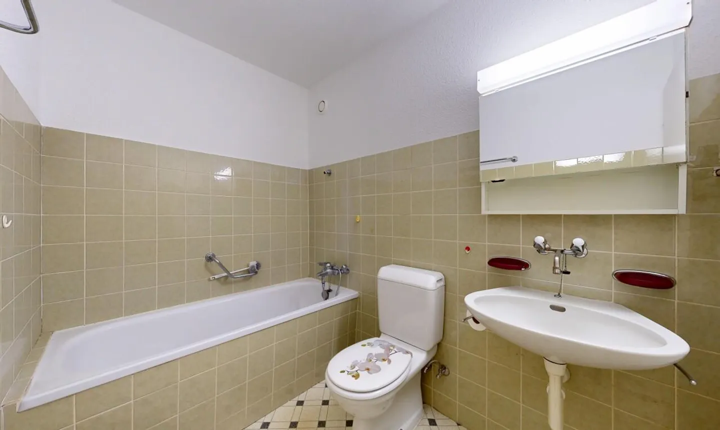 3-Zimmer-Wohnung mit Potenzial und schöner Aussicht ins Grüne - Foto 9 di 11