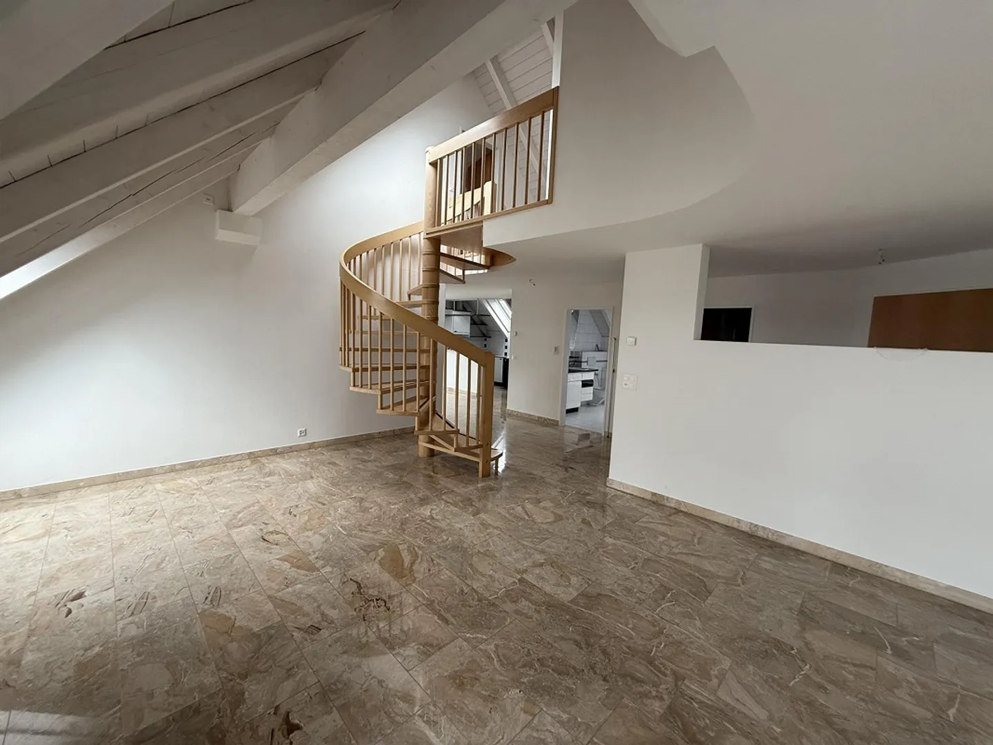 Maisonette de 4,5 pièces de rêve - Photo 1 sur 8
