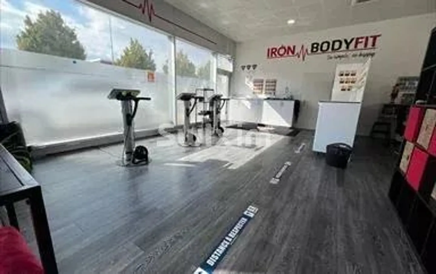 Superb Sports Center - Photo 2 of 4