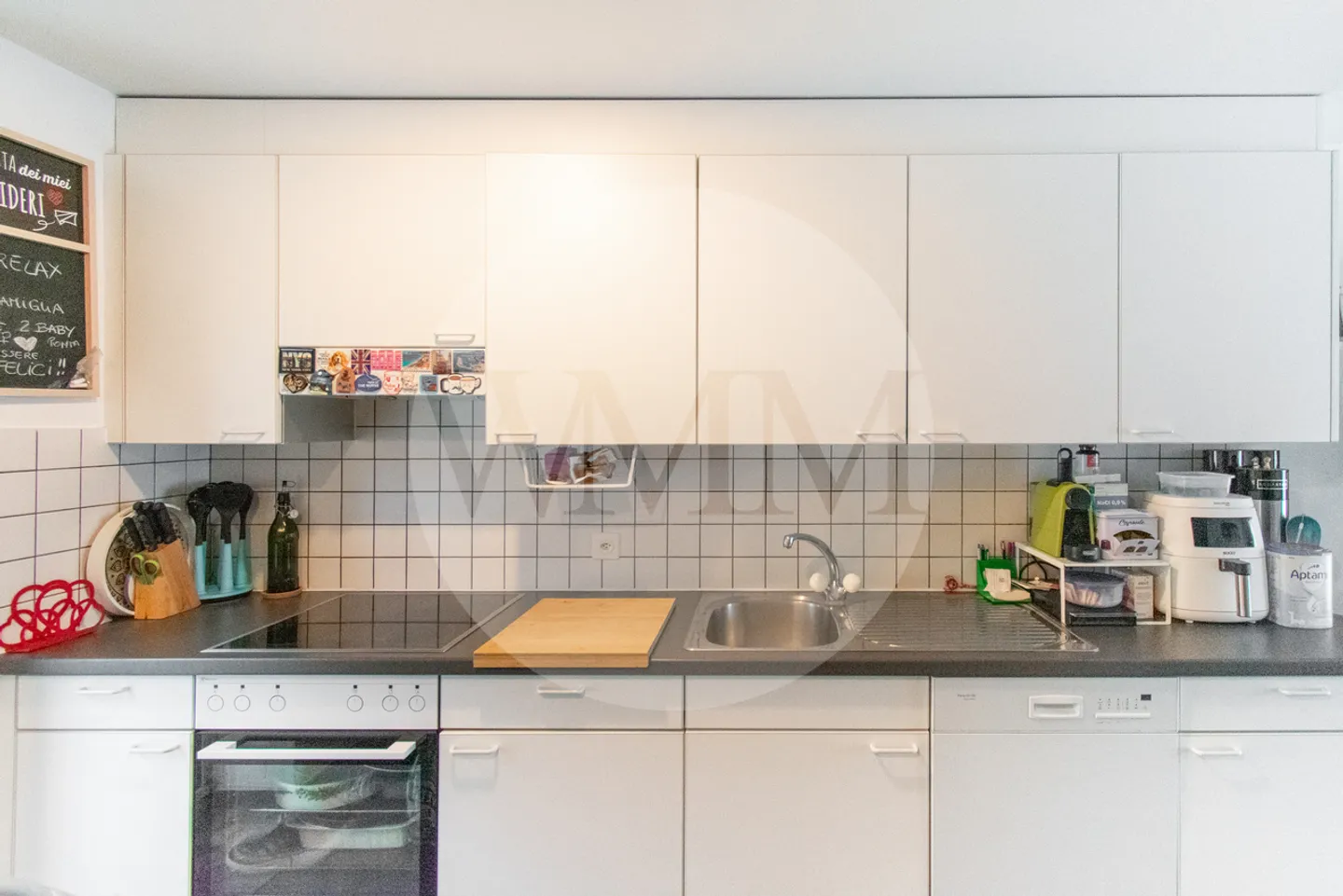 APPARTEMENT 3.5 PIÈCES DANS UN QUARTIER CALME ET BIEN SERVI - Photo 3 sur 9