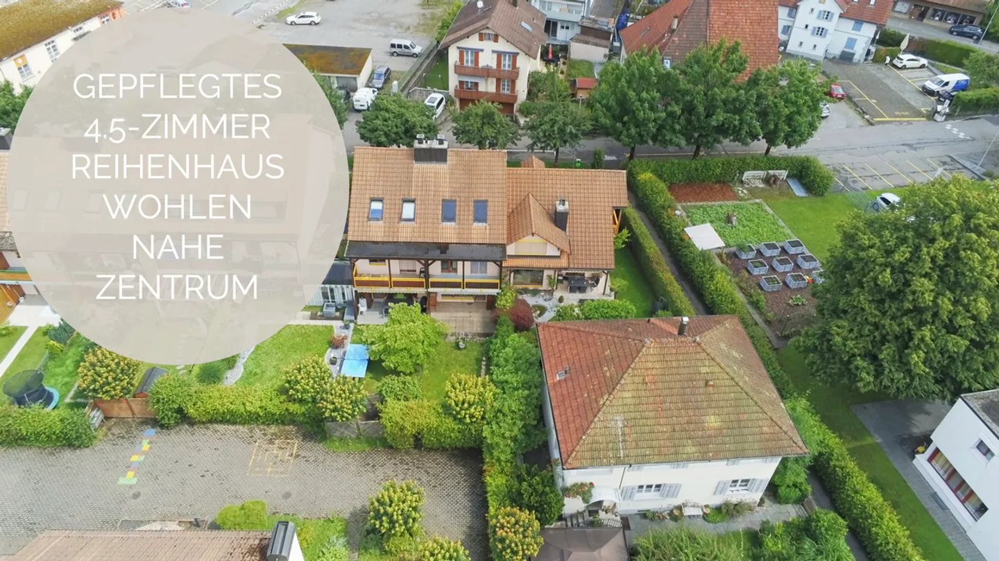 Maison centrale de 5,5 pièces avec beaucoup d'espace - Photo 2 sur 15