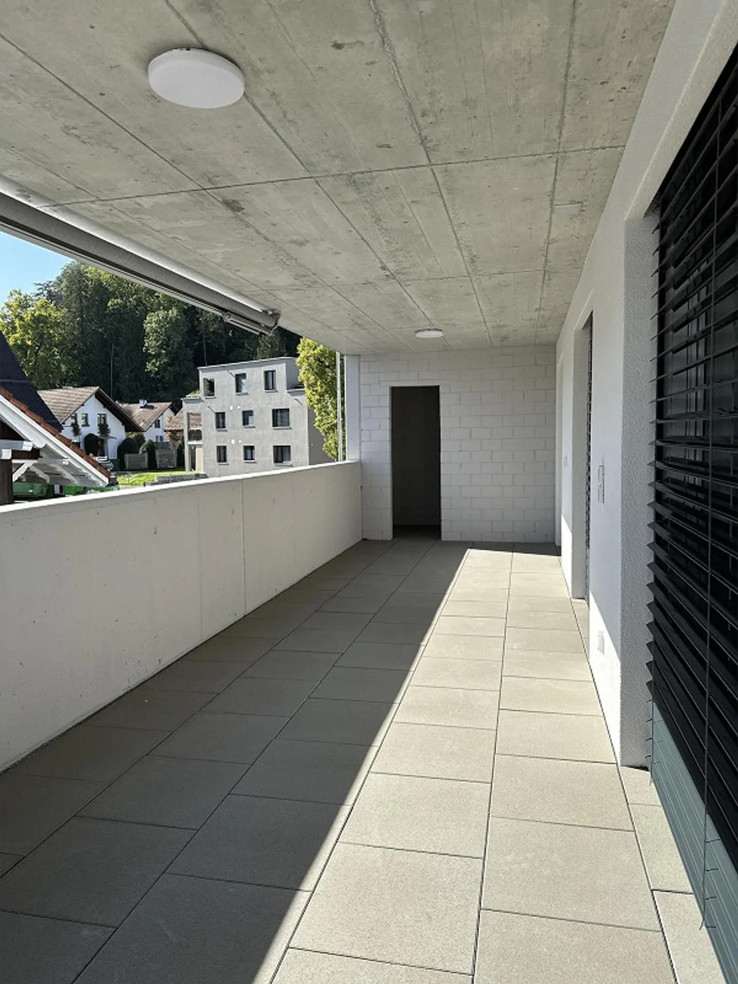 Appartamento di 4,5 stanze in vendita in posizione centrale - Foto 8 di 11
