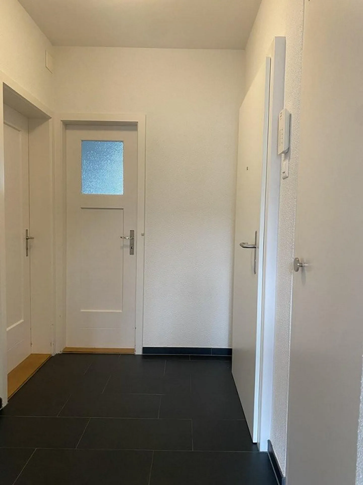 Appartement moderne avec balcon dans un emplacement central à Berne - Photo 7 sur 9