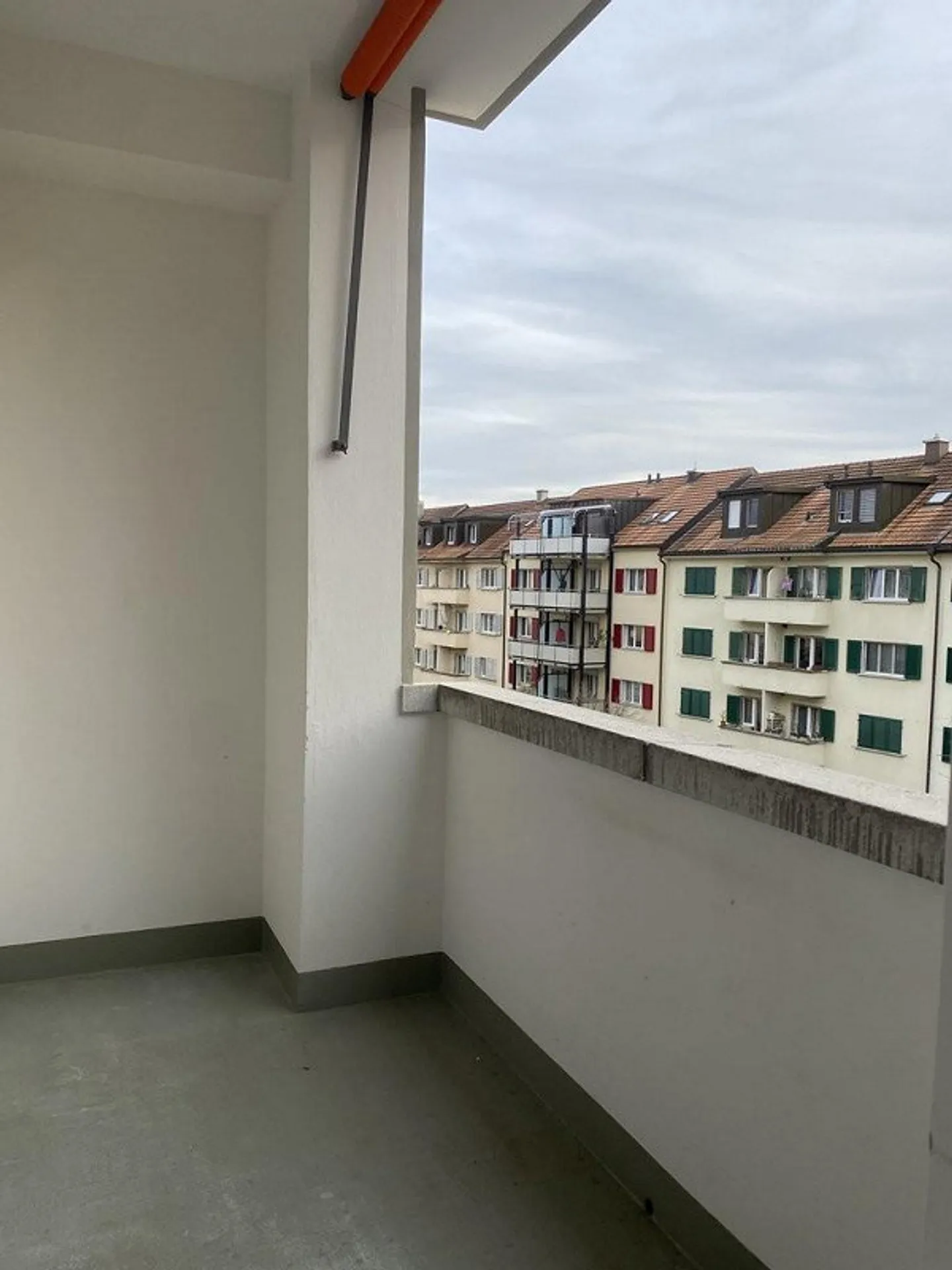 Appartement moderne avec balcon dans un emplacement central à Berne - Photo 8 sur 9
