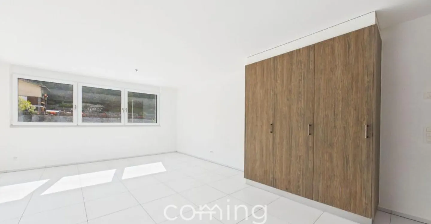 Sunny 3.5-room penthouse apartment in Visp with spacious terrace - Photo 4 of 12