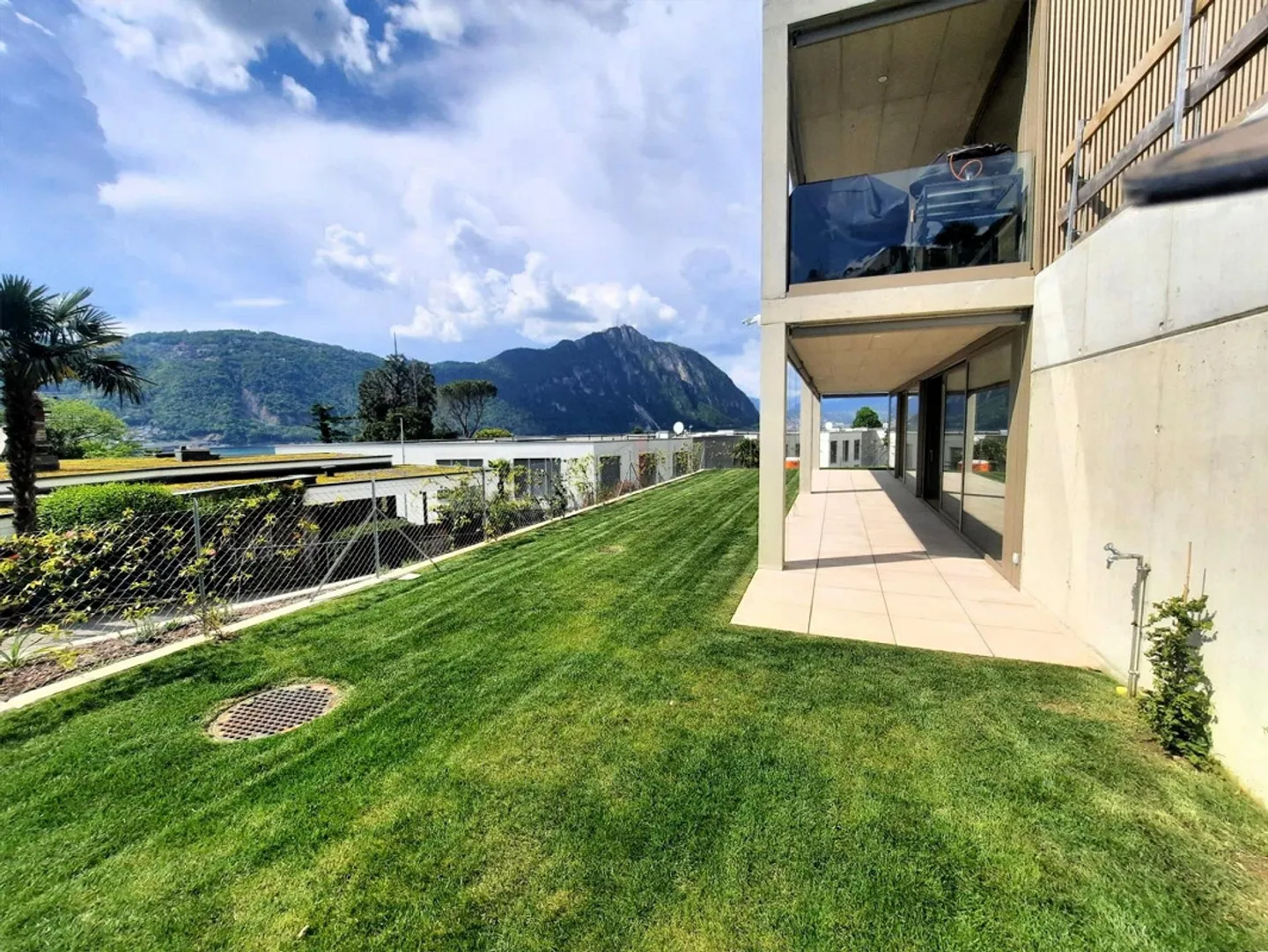 TERRAZZA, GIARDINO E VISTA INCANTEVOLE, COSA VOLERE DI PIU? - Foto 1 di 10