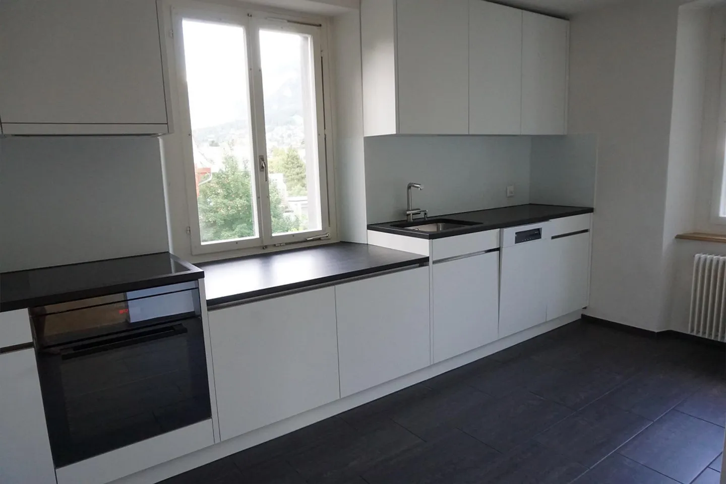 Grand appartement sous les combles dans un emplacement central - Photo 4 sur 10