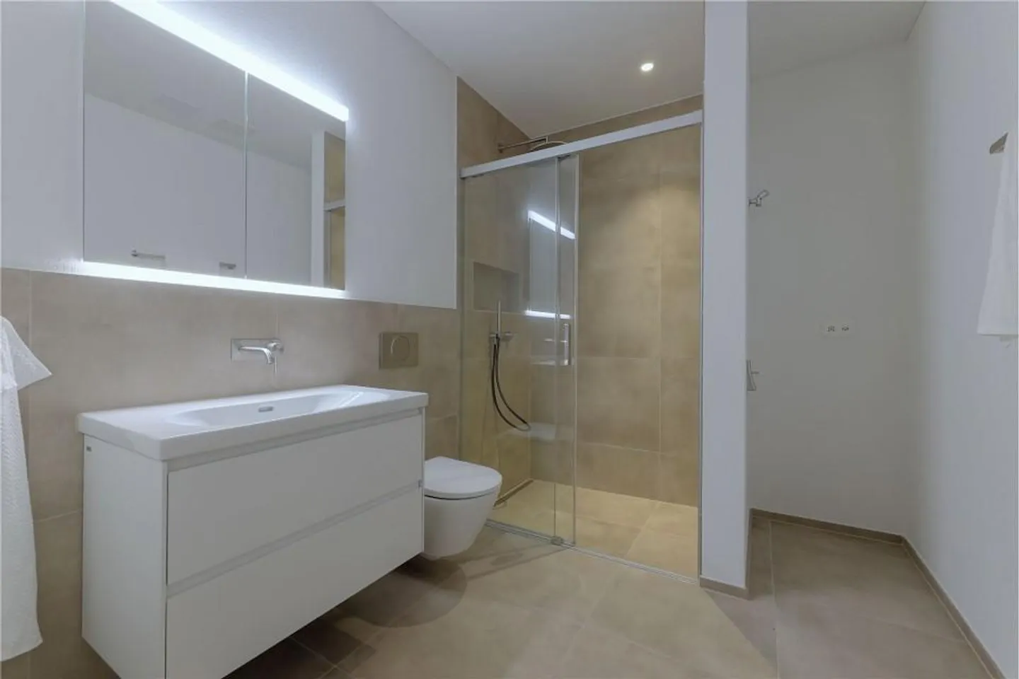 WHG 25 - NEW BUILD Viermoos - Living in the best central location of Urtene... - Photo 10 of 13
