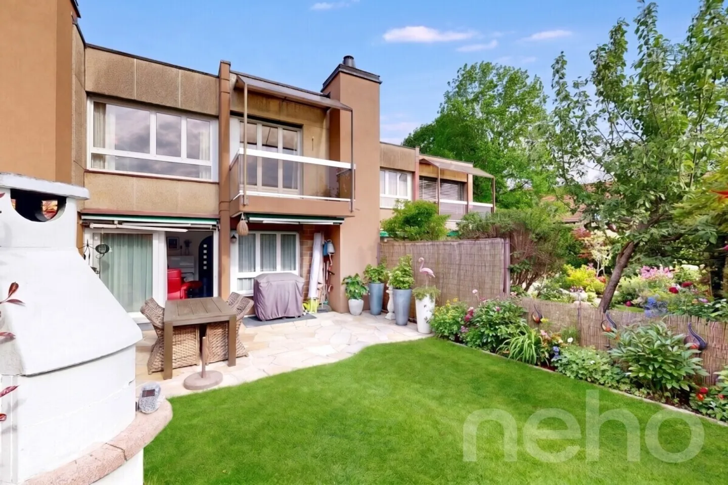 Villa with Garden in Les Rochettes - Photo 3 of 12