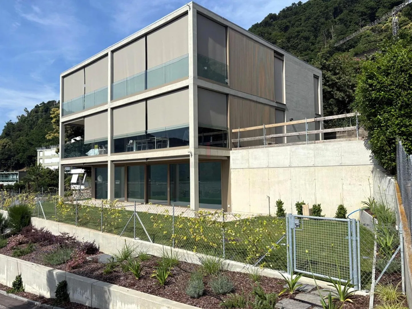 TERRAZZA, GIARDINO E VISTA INCANTEVOLE, COSA VOLERE DI PIU? - Foto 8 di 10