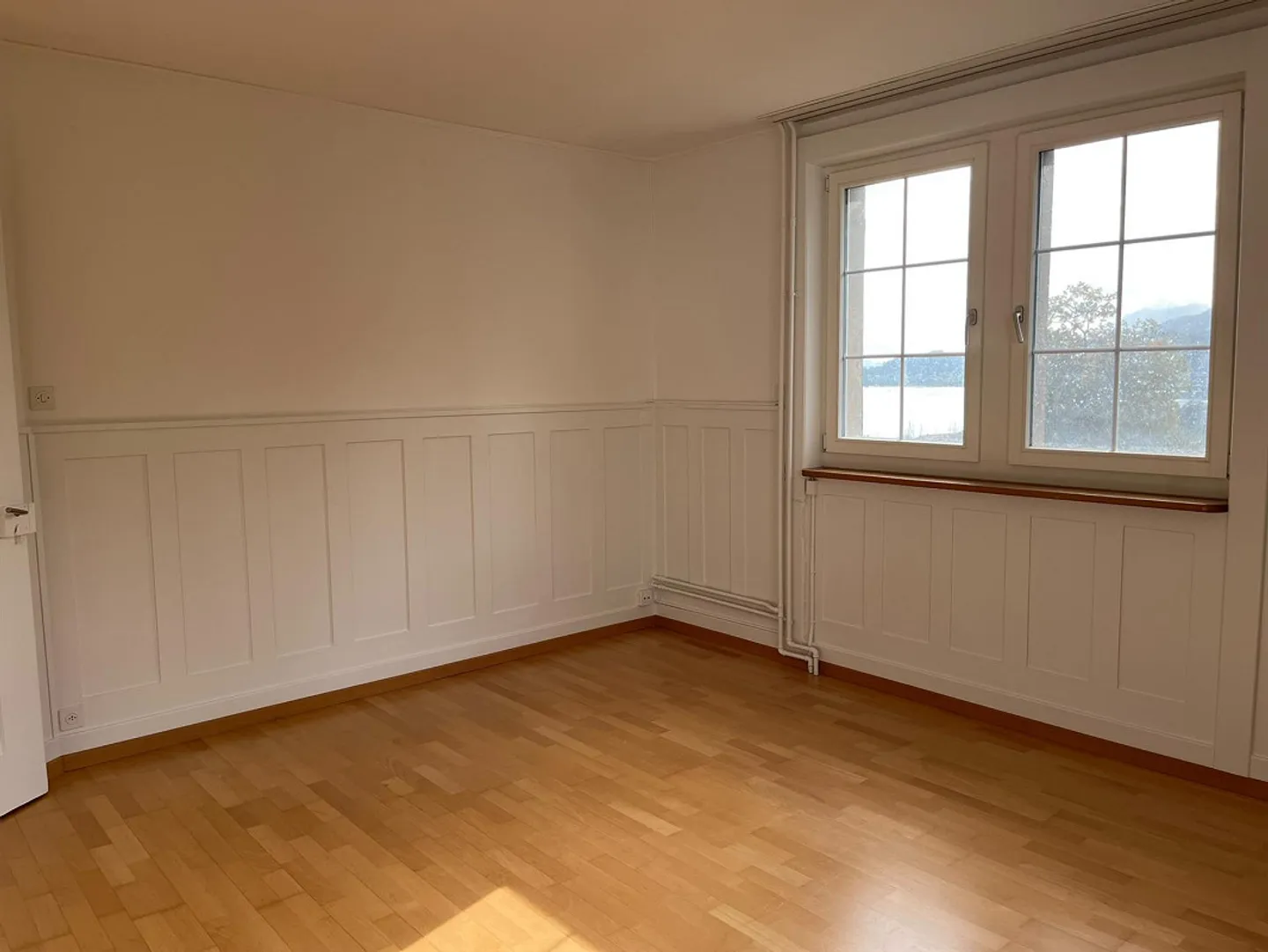 Maison individuelle de 6,5 pièces avec terrasse et vue sur le lac - Photo 11 sur 27