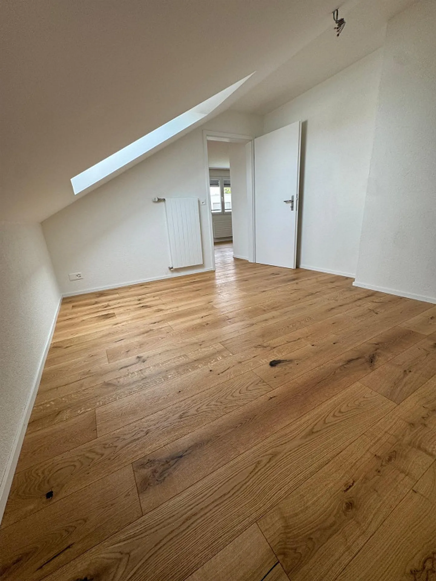Erstbezug Dachwohnung – 2.5-Zimmer mit Traumterrasse - Foto 6 von 11
